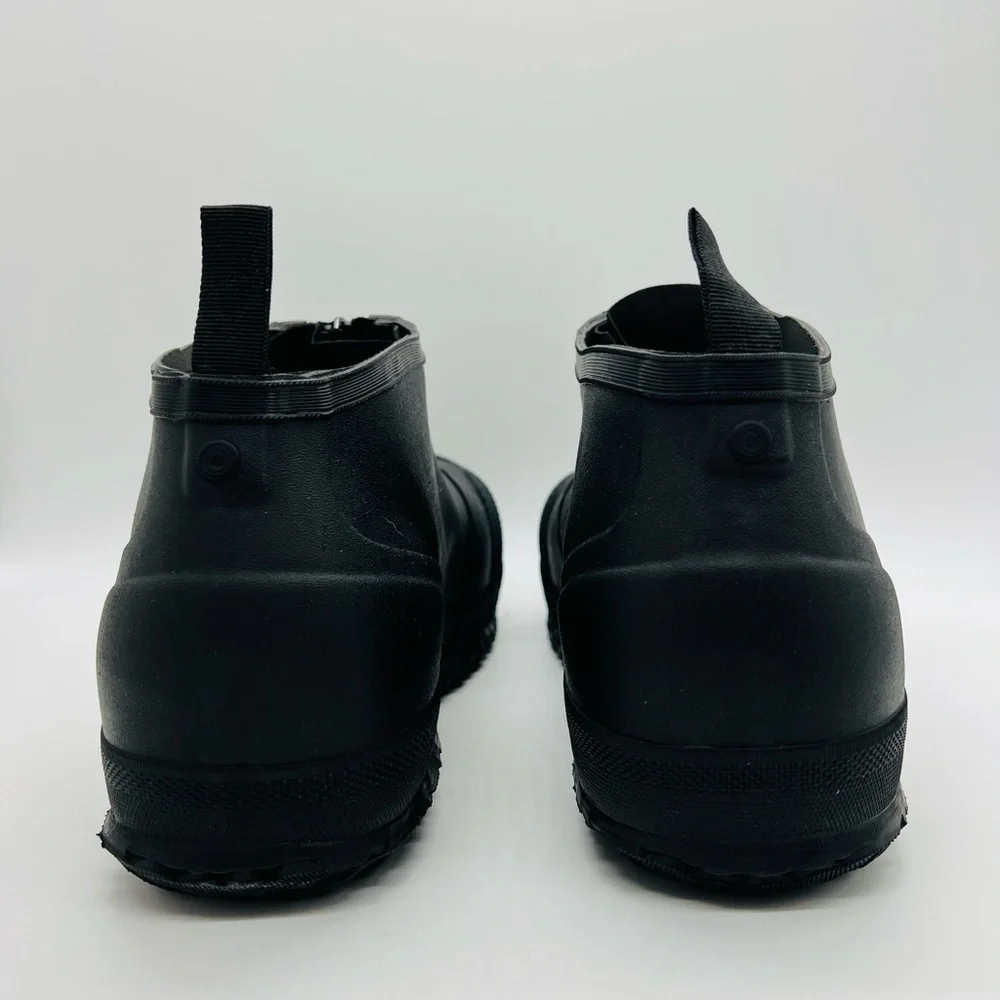 BOGS UNISEX ZIPPERED BLACK OVERSHOE SIZE 10 WATERPROOF COMPOSITE TOE NWOT - Picture 4 of 13